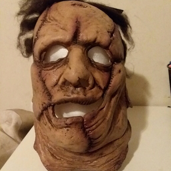 Leatherface Mask Texas Chainsaw Massacre 3 Trick or Treat Studios New With Tags